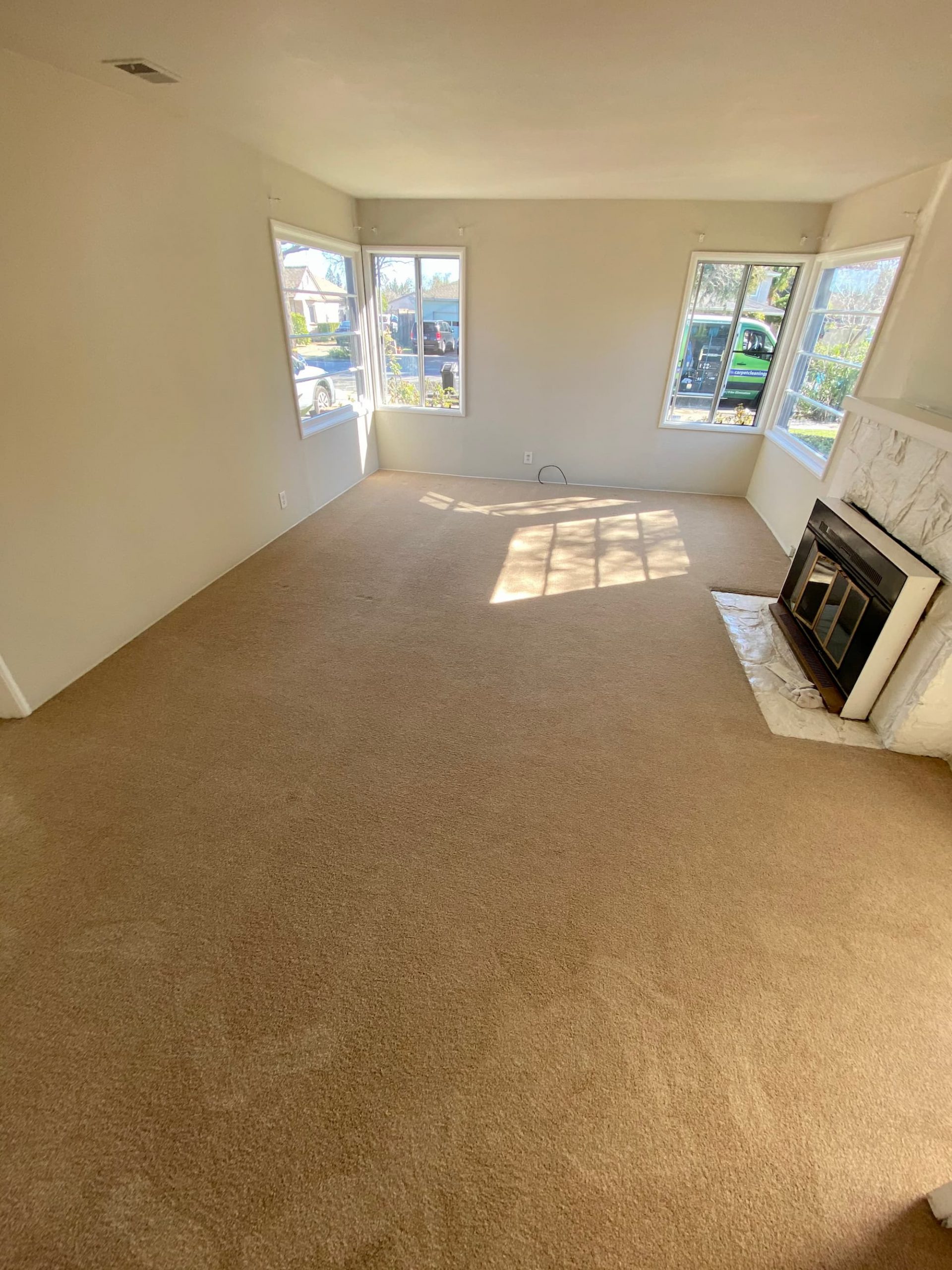 Carpet Cleaning on Madison Ave in Redwood City, CA