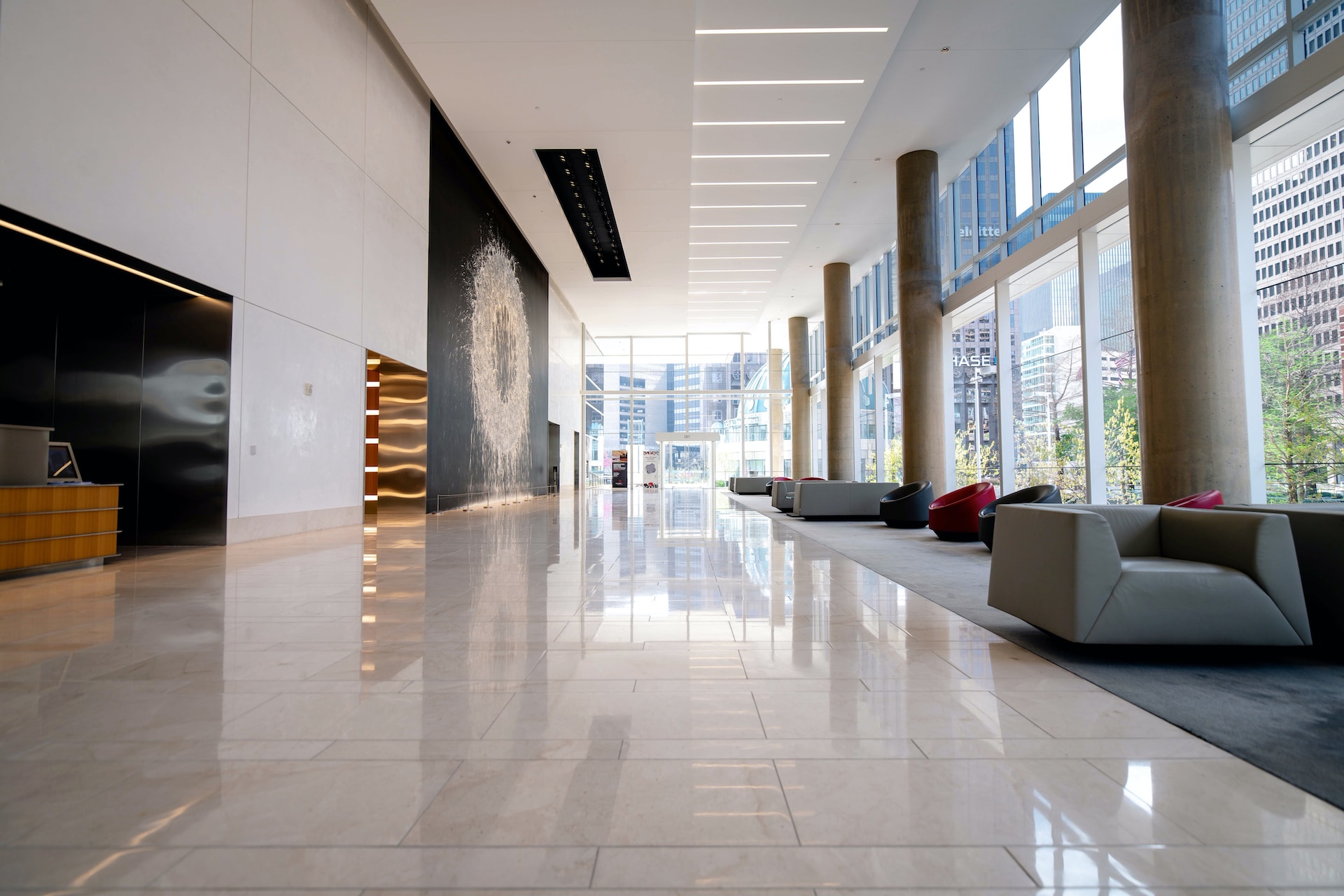 Keep a Professional Image with Commercial Floor Cleaning